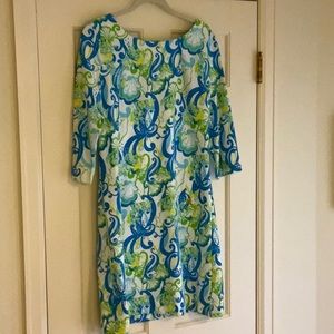 Lilly Pulitzer sz L casual dress in white blue yellow & green—like new